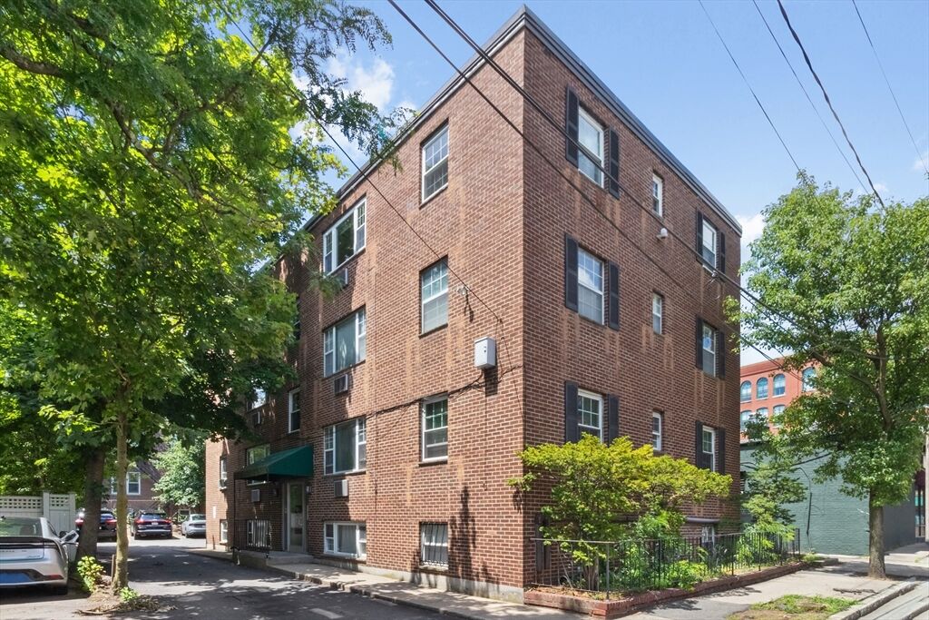 Property Photo:  5 Walden St 2  MA 02140 