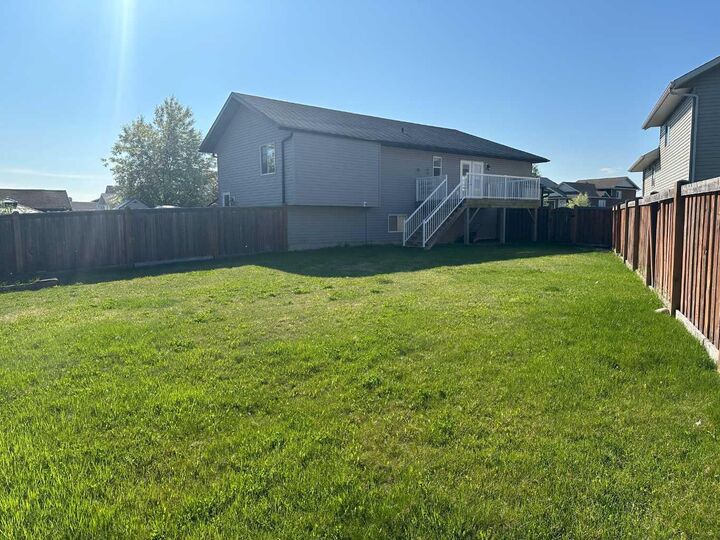 Property Photo: A & B, 8876 75 Avenue A &Amp B AB T8X 0H8