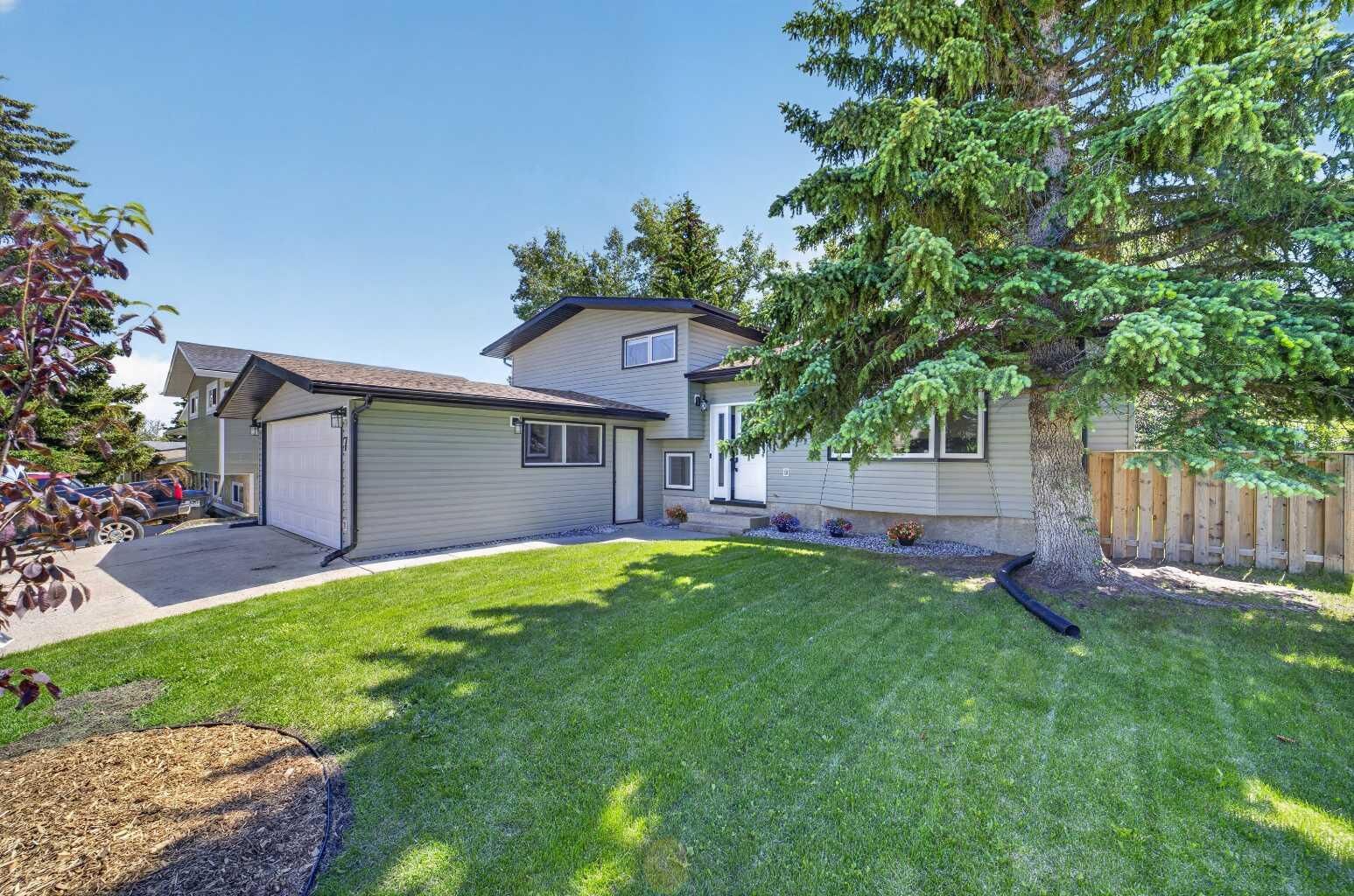 Property Photo:  7 Westhill Drive  AB T0M 0W0 