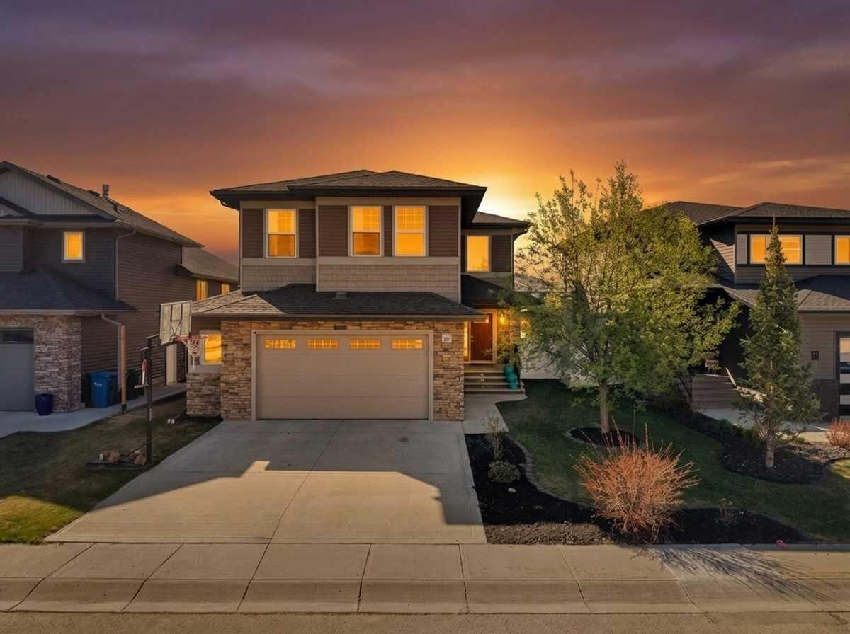 Property Photo:  25 Lazaro Close  AB T4R 0R6 