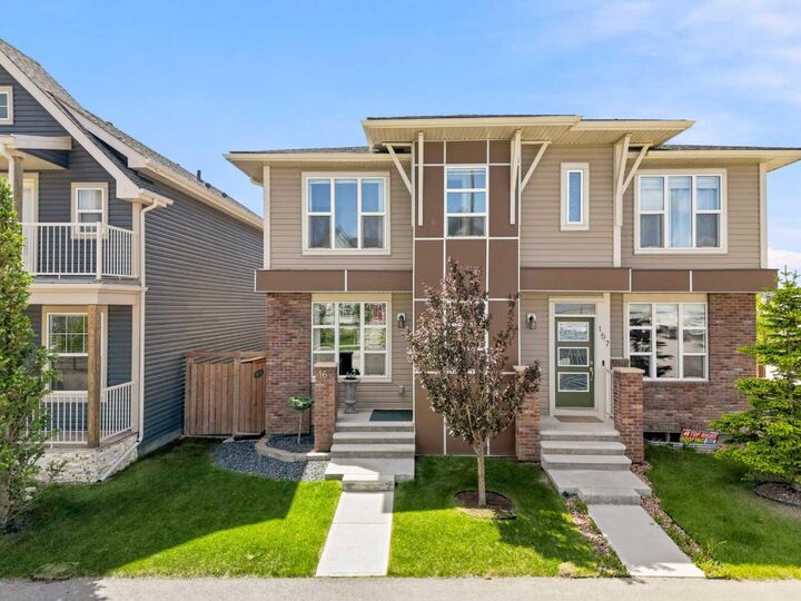 Property Photo:  161 Livingston View NE  AB T3P 1A9 