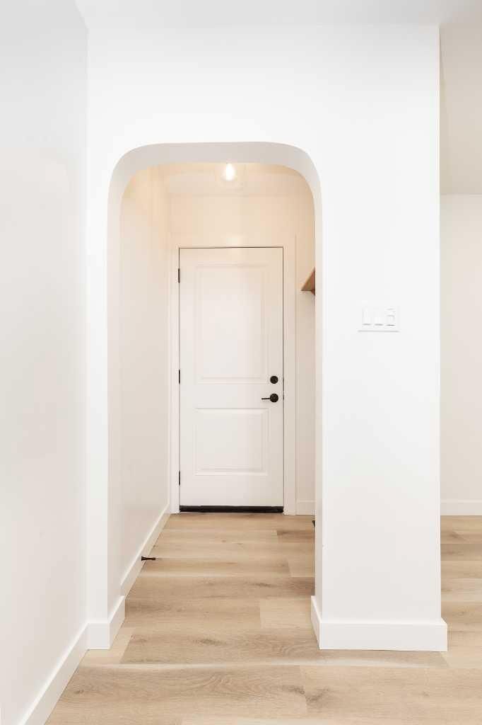Property Photo:  526 28 Street S  AB T1J 3S9 