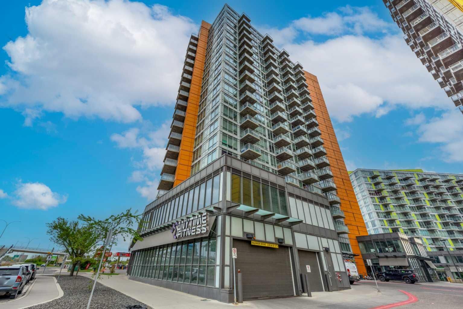 Property Photo:  3830 Brentwood Road NW 712  AB T2L 2J9 