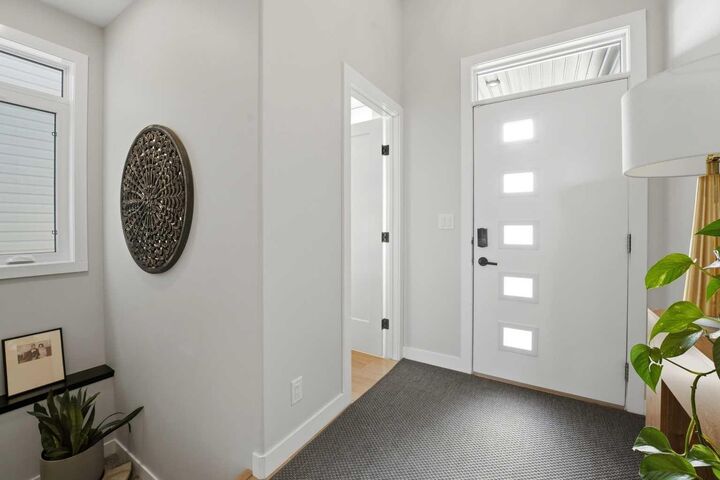 Property Photo:  20 Ellington Crescent  AB T4P 3E2 