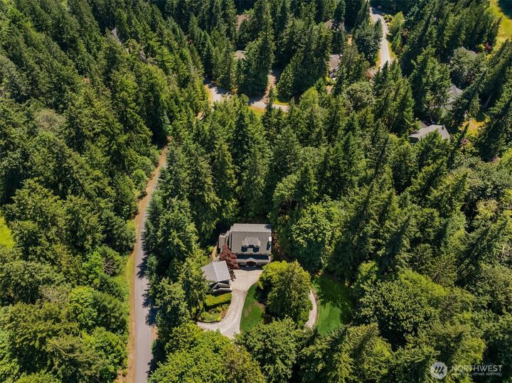 Property Photo:  8363 NE Sumanee Place  WA 98110 