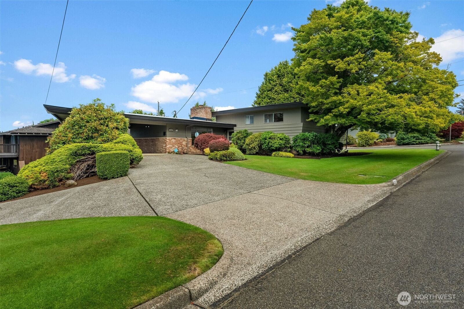 Property Photo:  6901 N 18th Street  WA 98406 