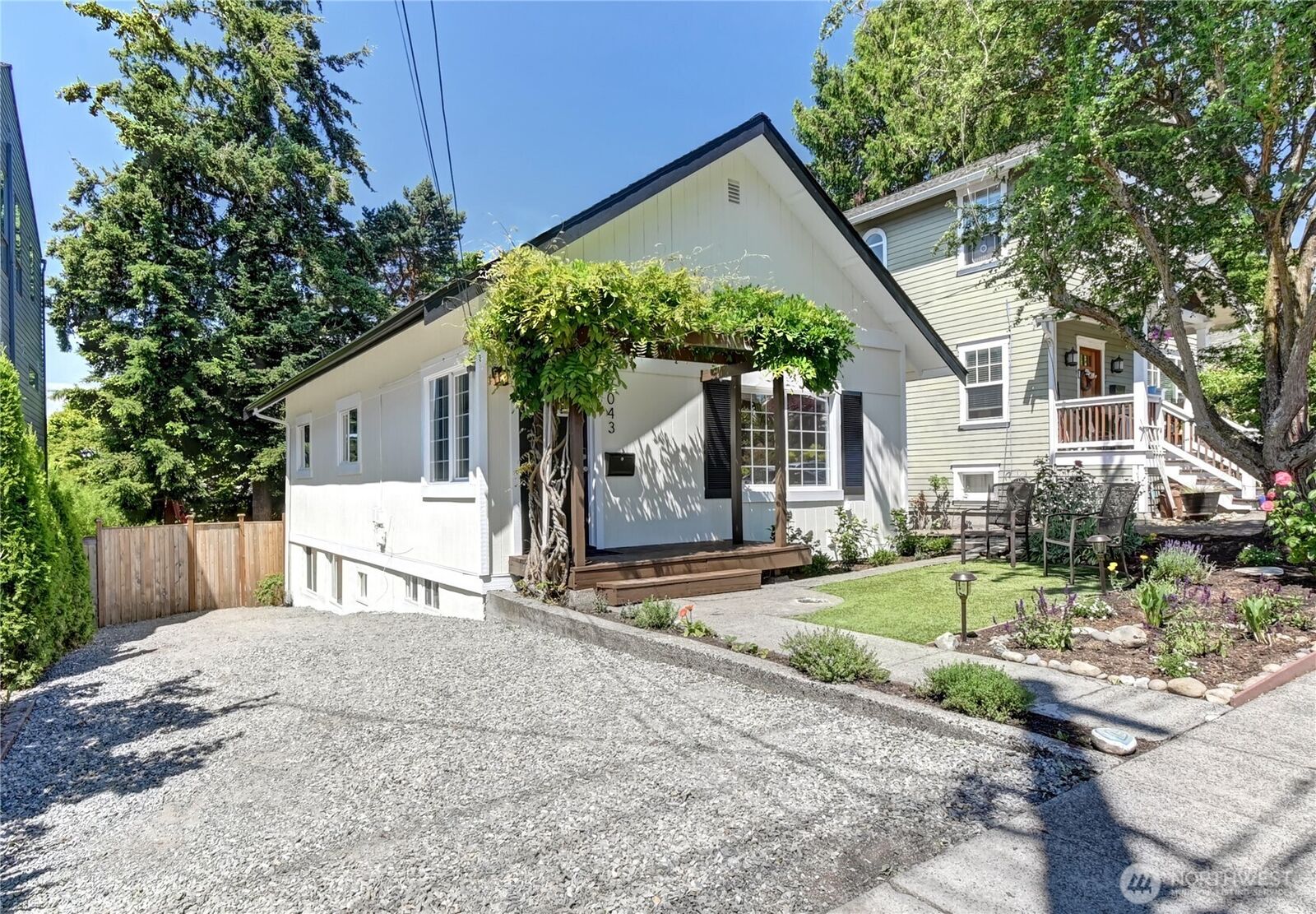 Property Photo:  7043  17 Avenue NW  WA 98117 