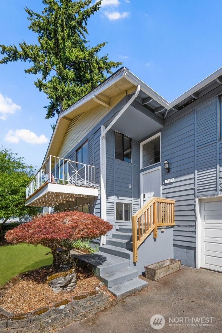 Property Photo:  25327  33rd Place S  WA 98032 