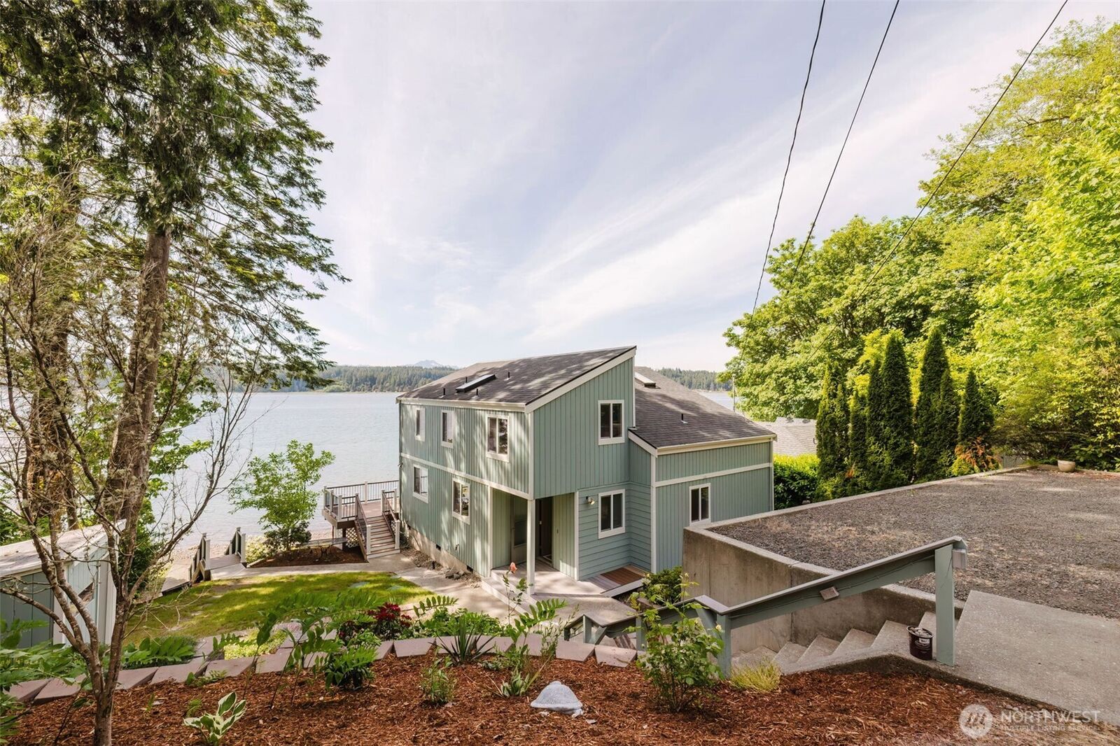 Property Photo: 18631 E State Route 106 WA 98528