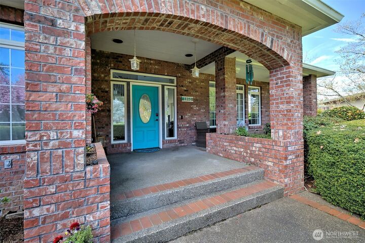Property Photo:  1860 E Island Lake Drive  WA 98584 