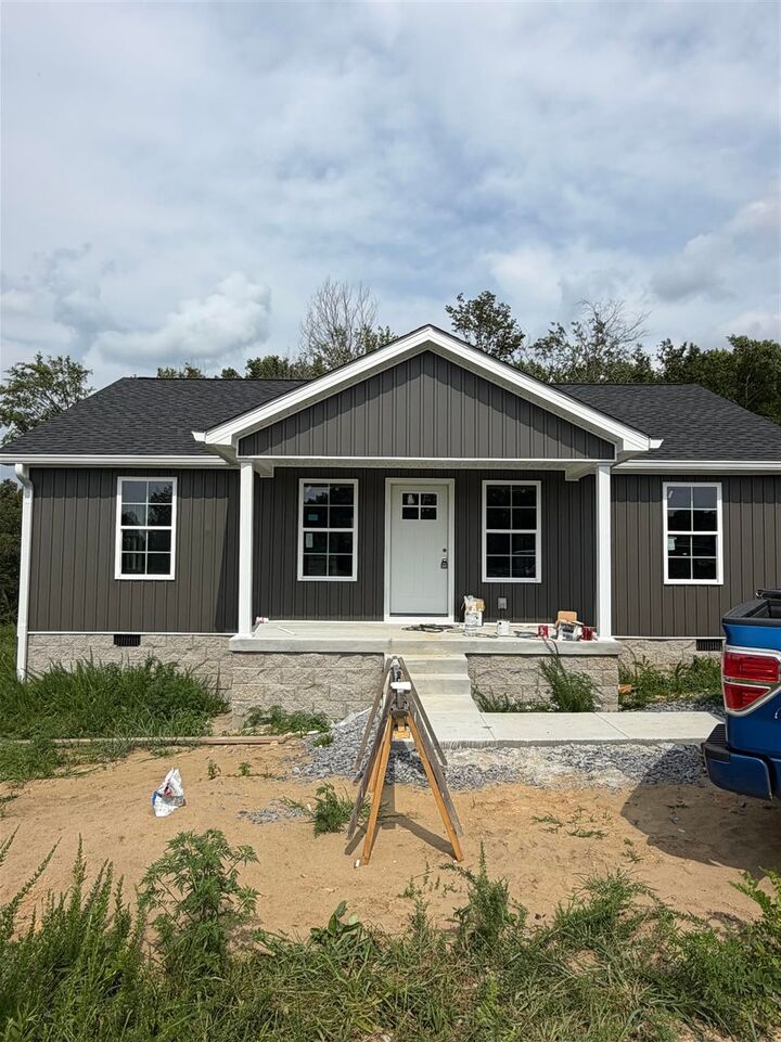 Property Photo: 2620 Dover Church Road KY 42164