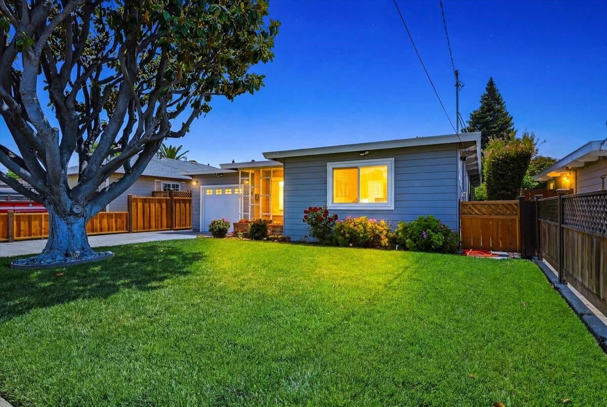 Property Photo: 1148 Berkeley Avenue CA 94025