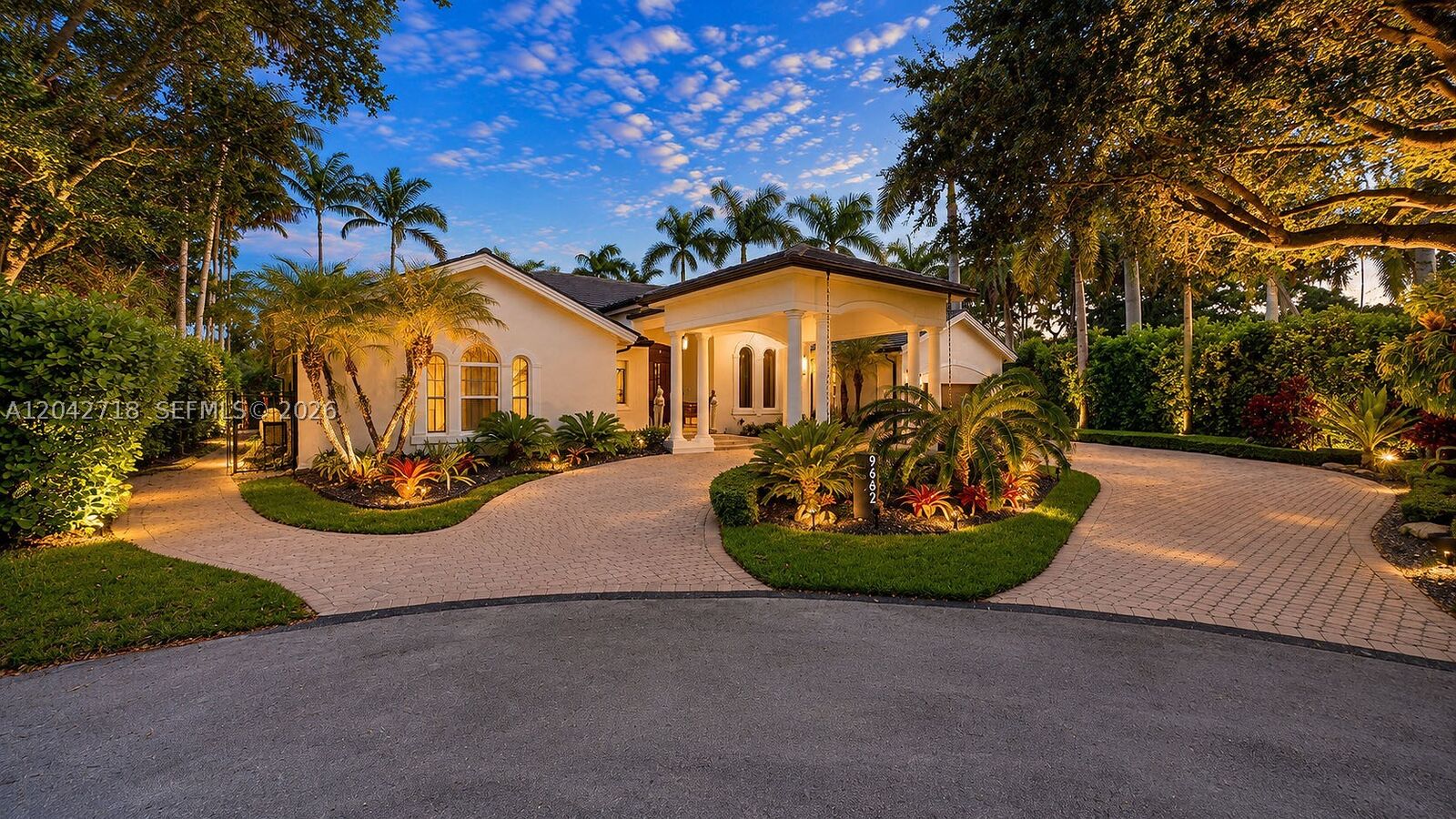 Property Photo: 9662 SW 123rd St FL 33176