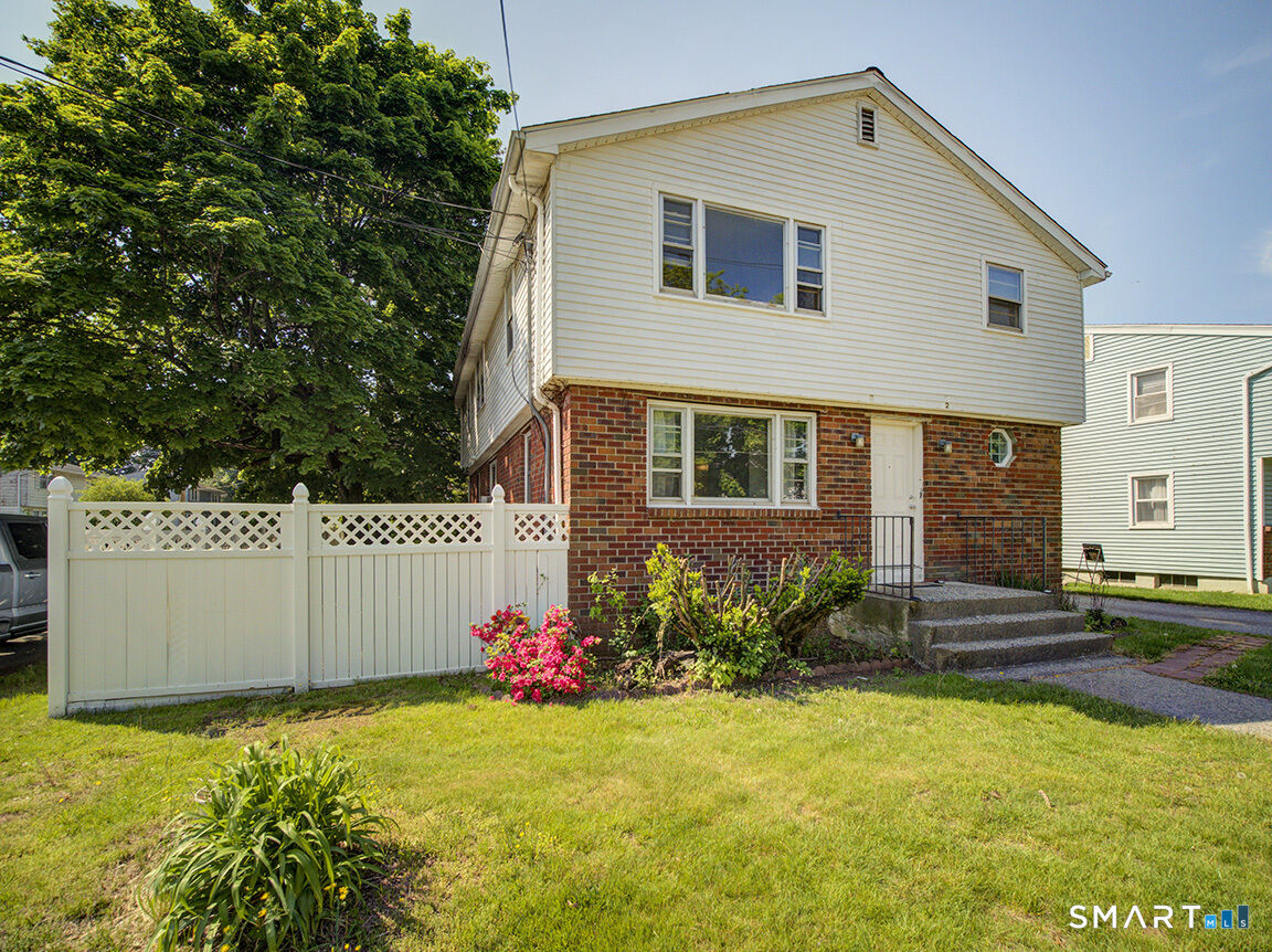 Property Photo:  38 Landin Street 2nd Floor  CT 06525 