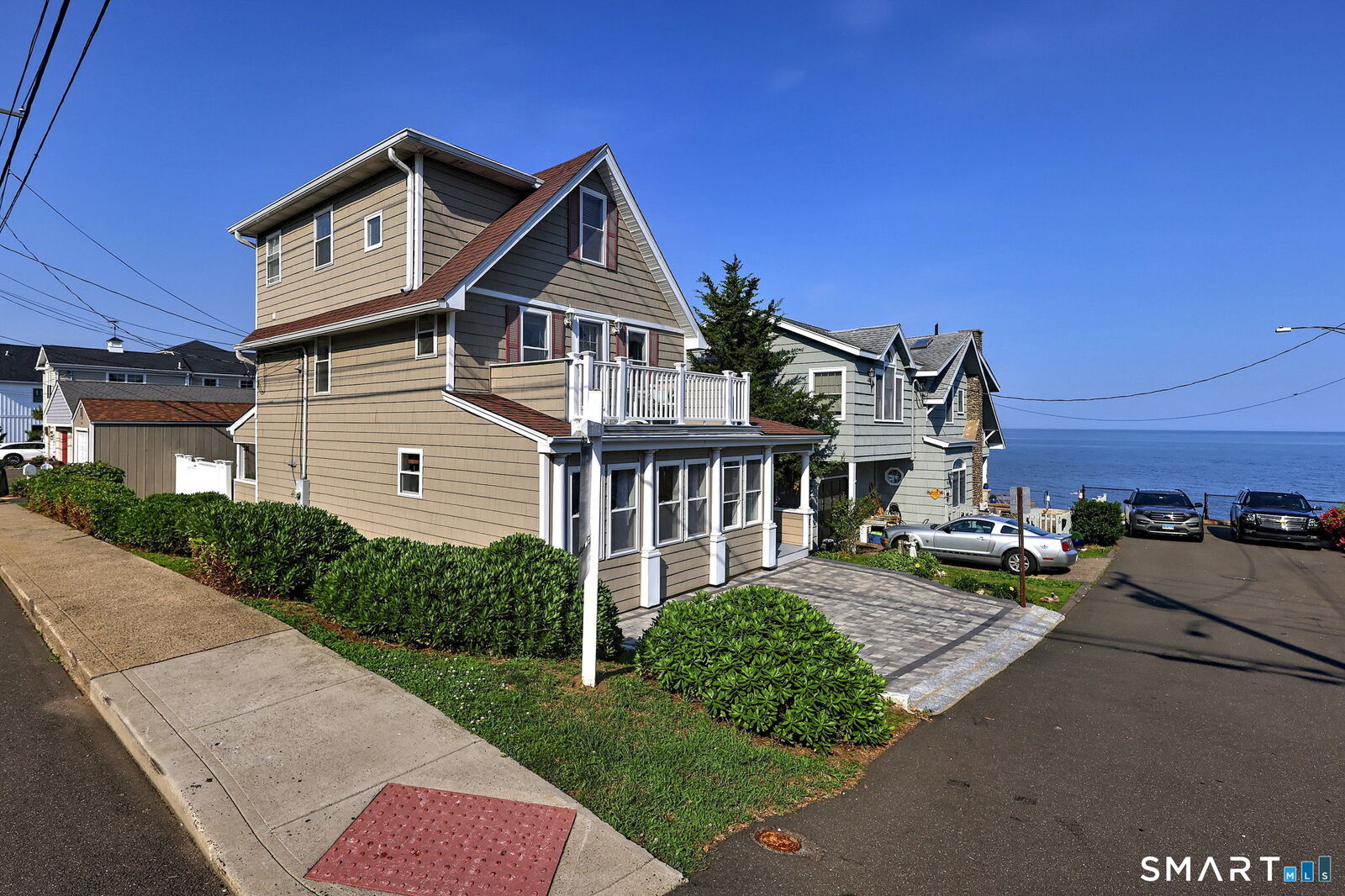 Property Photo: 2 Paris Street CT 06460