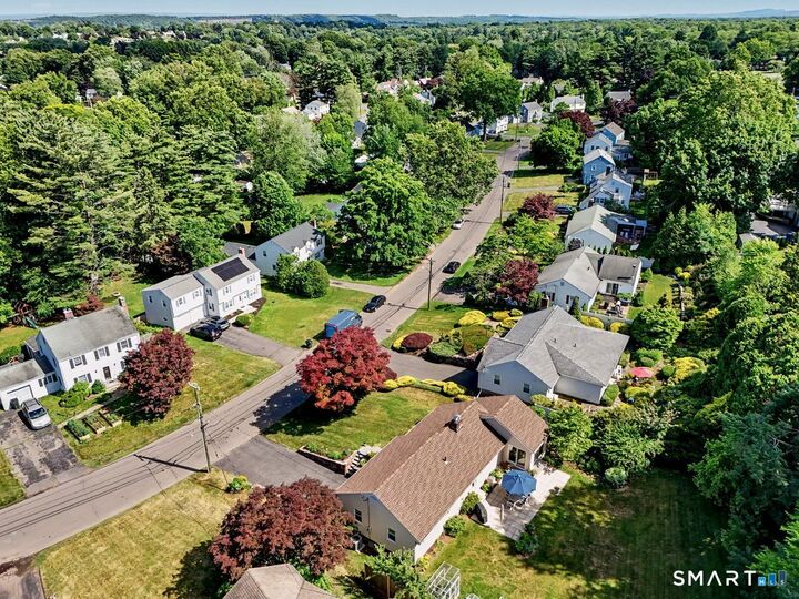 Property Photo:  18 Cherryfield Drive  CT 06107 