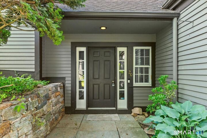 Property Photo:  20 Long Hill Farm  CT 06437 
