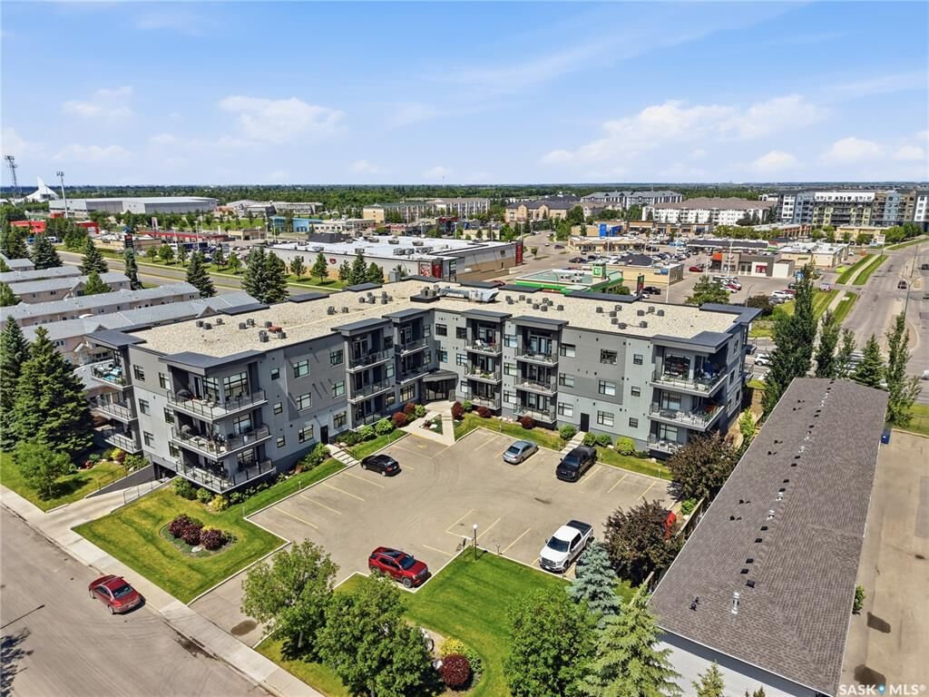 Property Photo:  502 Perehudoff Crescent 311  SK S7N 4H6 