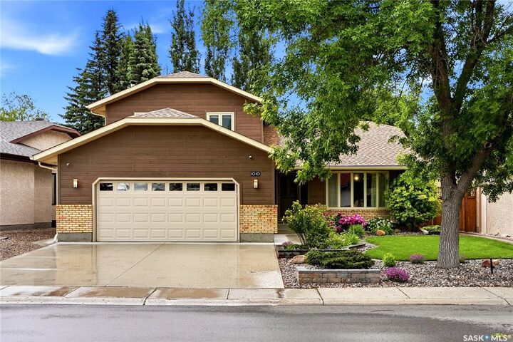 Property Photo:  1010 Wascana Highlands  SK S4V 2J6 