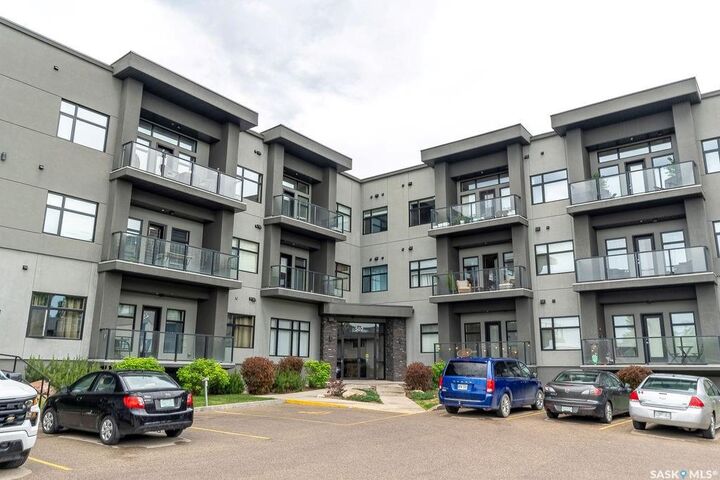 Property Photo:  502 Perehudoff Crescent 310  SK S7N 0T6 