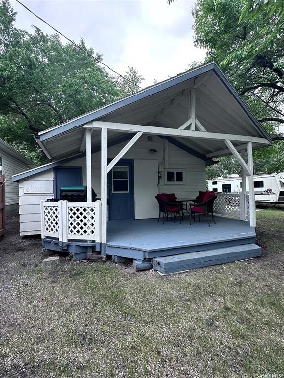 Property Photo:  921 Joseph Crescent  SK S0M 0L0 