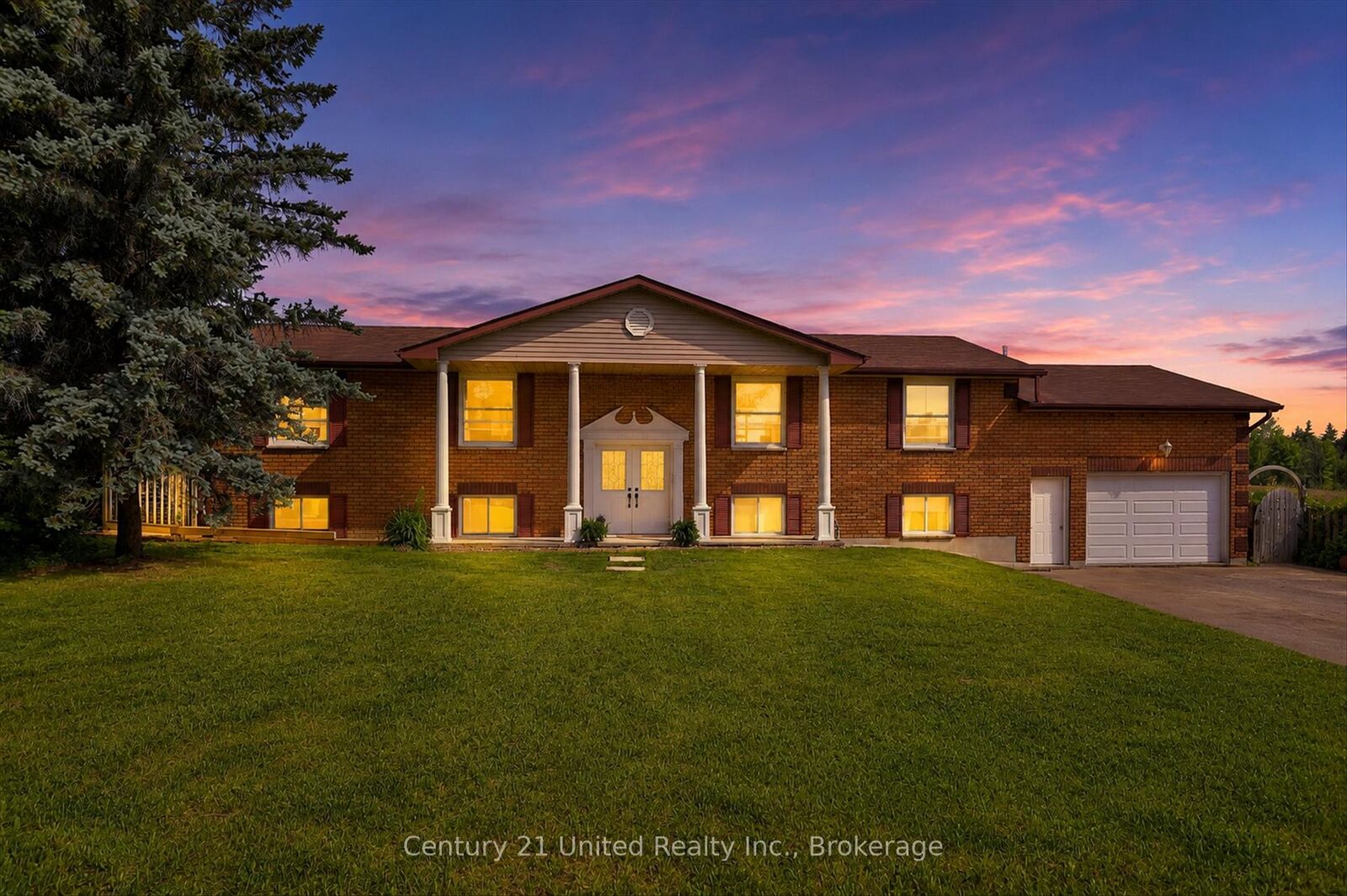 Property Photo: 850 Listowel Line ON K0L 1T0