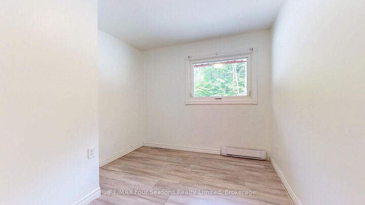 Property Photo:  2133 Klondike Park Road  ON L9Z 2W9 