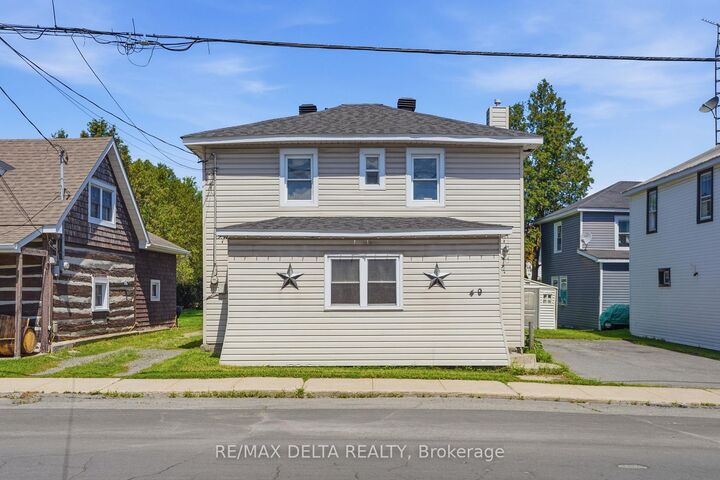 Property Photo: 49 Lochiel Street E ON K0C 1A0