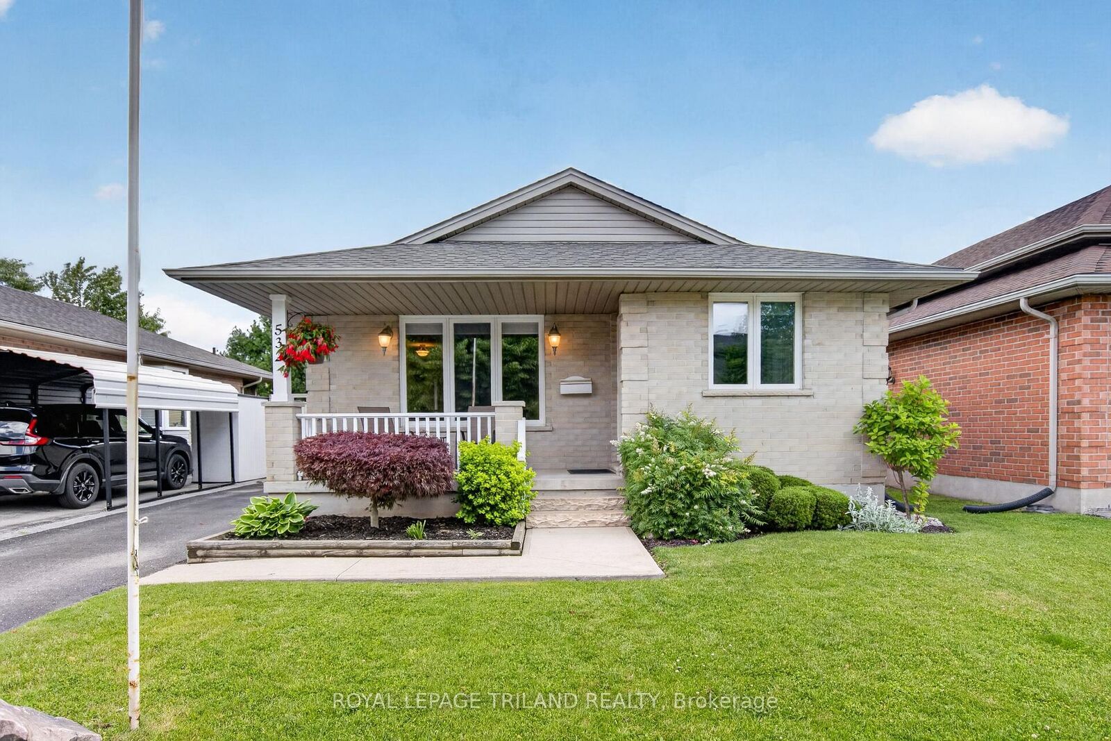 Photo de la propriété:  532 Highview Drive  ON N5R 6G3 