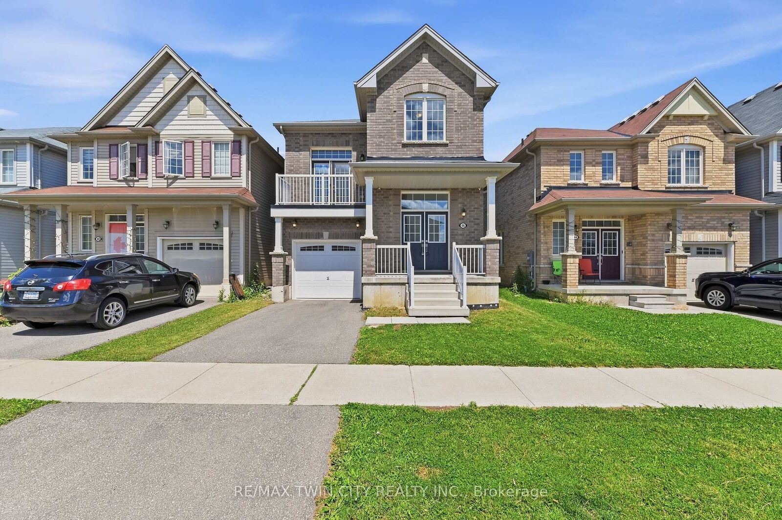 Property Photo:  46 Munro Circle  ON N3T 0R3 