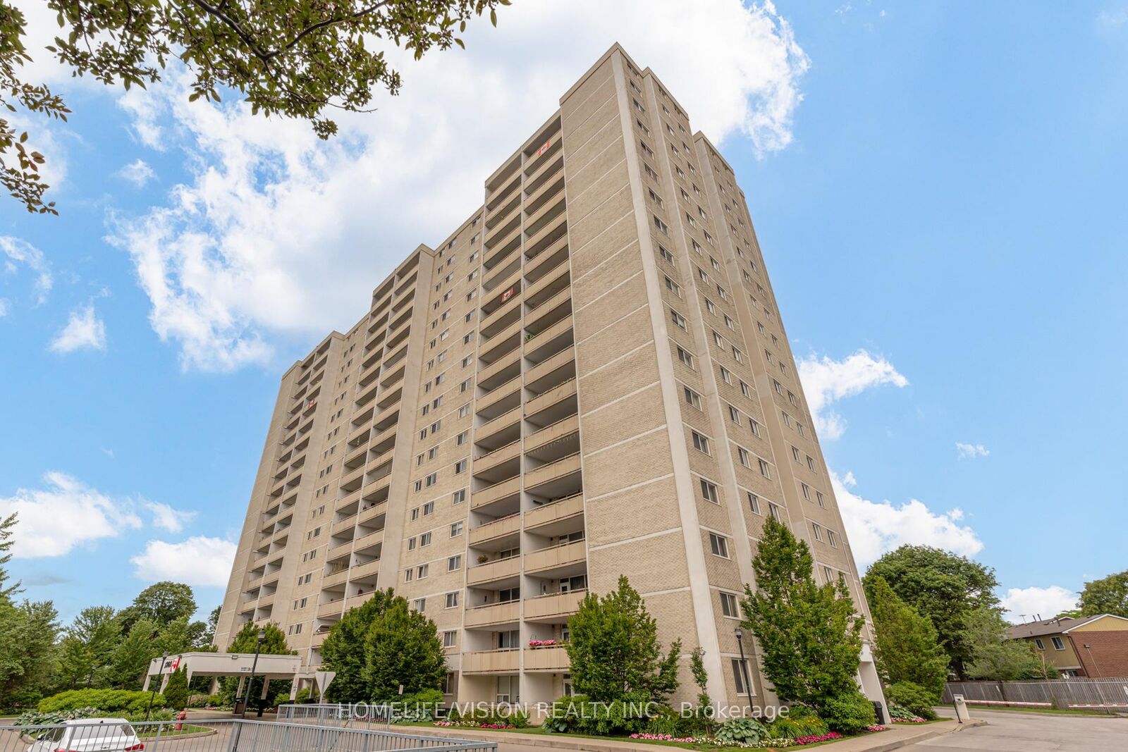 Property Photo:  1360 York Mills Road 905  ON M3A 2A2 