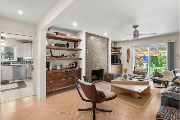 Property Photo:  44 The Promenade Promenade  ON L0S 1J0 