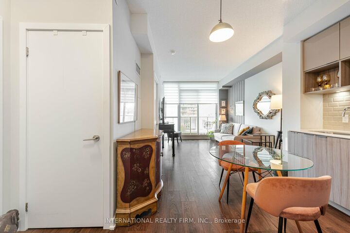Photo de la propriété:  52 Forest Manor Road 303  ON M2J 0E2 