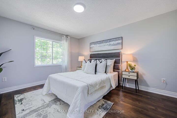 Property Photo:  7360 Zinnia Place 77  ON L5W 2A4 