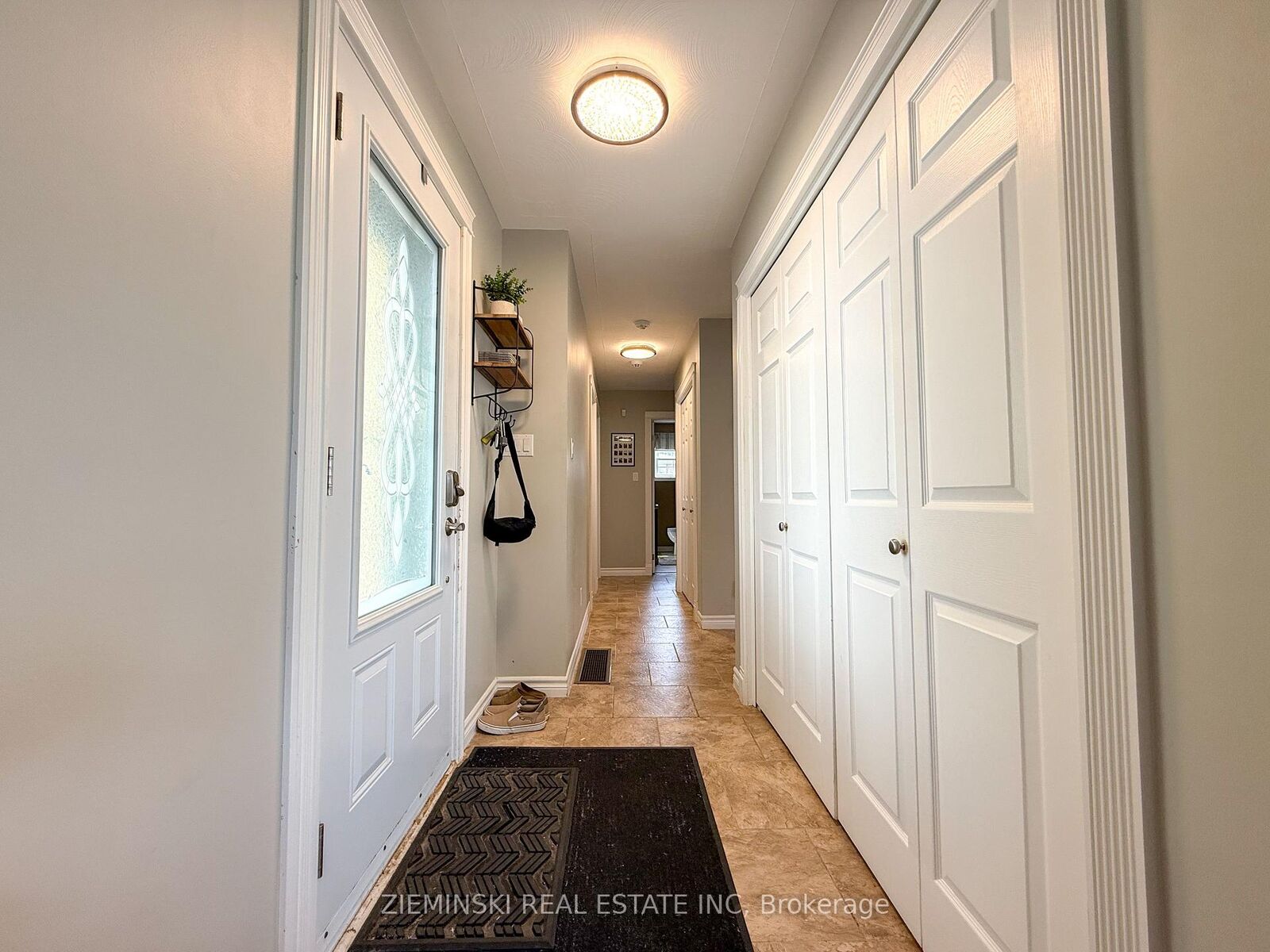 Photo de la propriété:  397 Morandin Avenue  ON P4N 7R5 