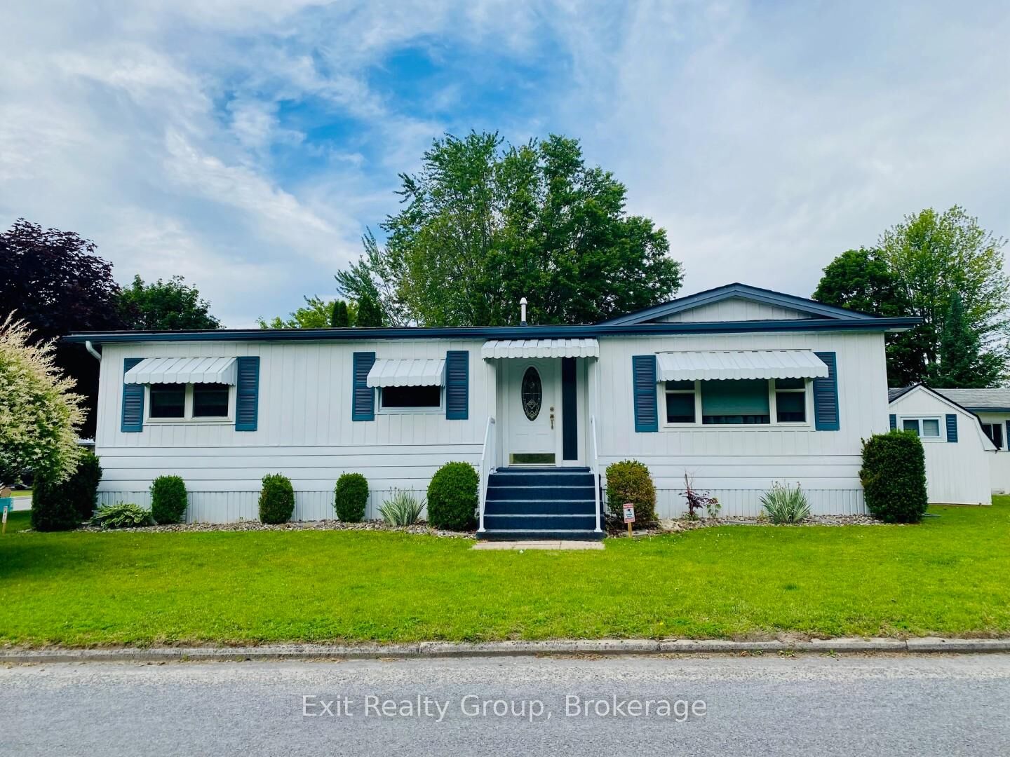 Photo de la propriété:  4 Oriole Lane  ON K8N 4Z3 