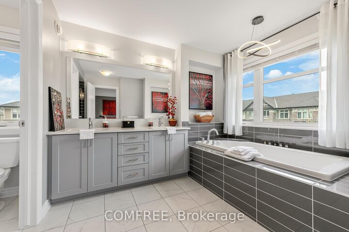 Property Photo: 792 Twist Way ON K2V 0M3
