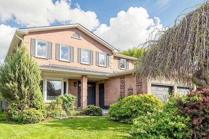 670 Leslie Valley Drive — photo 1
