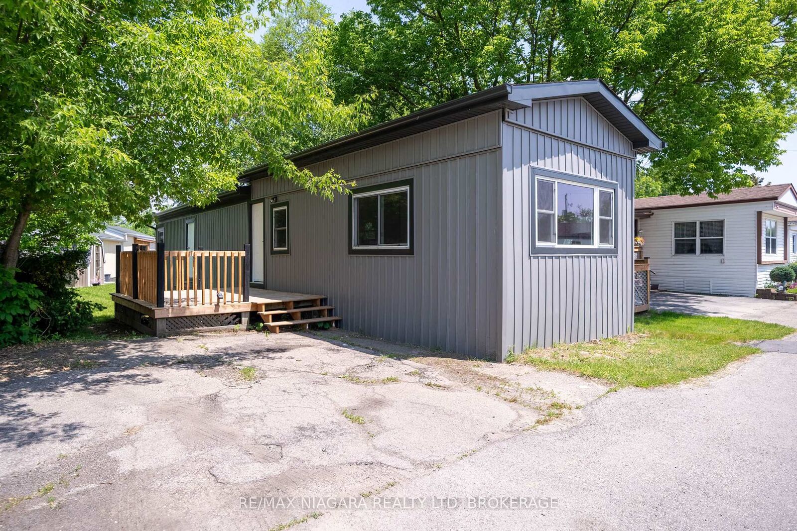 Property Photo: 4595 Abigail Lane ON L3J 0W1
