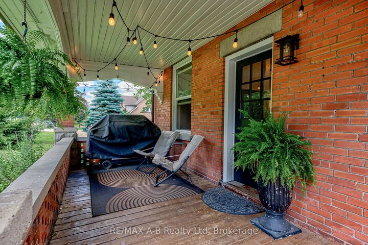 Property Photo:  77 Blanshard Street  ON N0K 1N0 