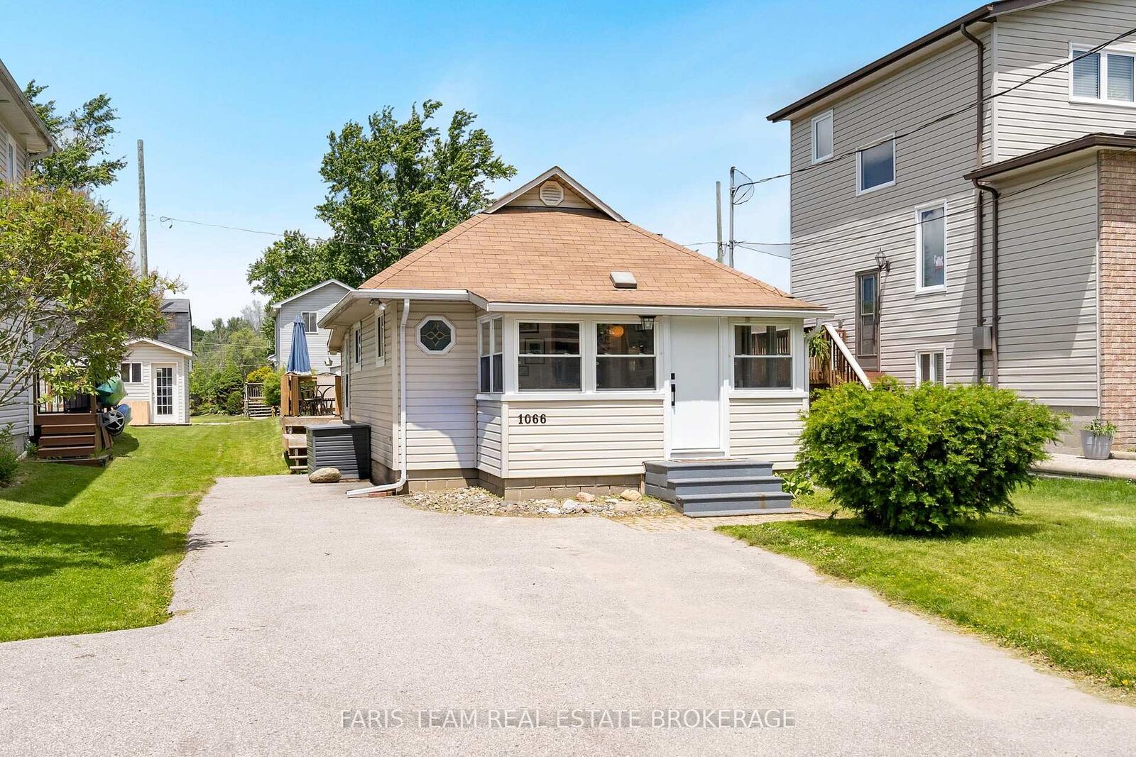 Property Photo:  1066 Wood Street  ON L0L 1K0 