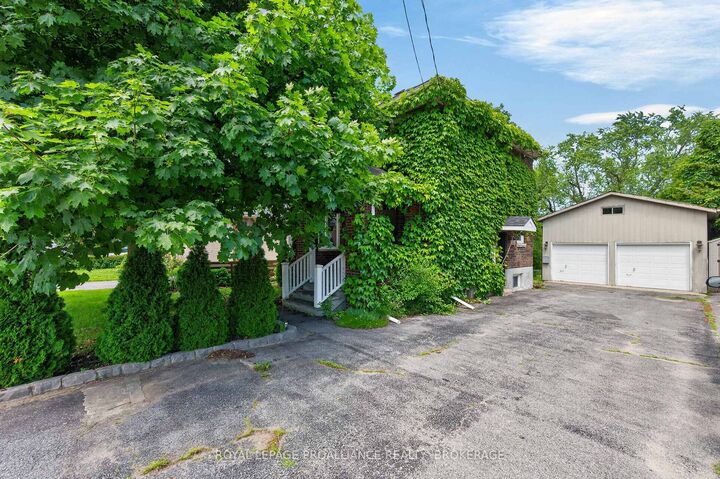 Property Photo: 101 Napier Street ON K7L 4G2