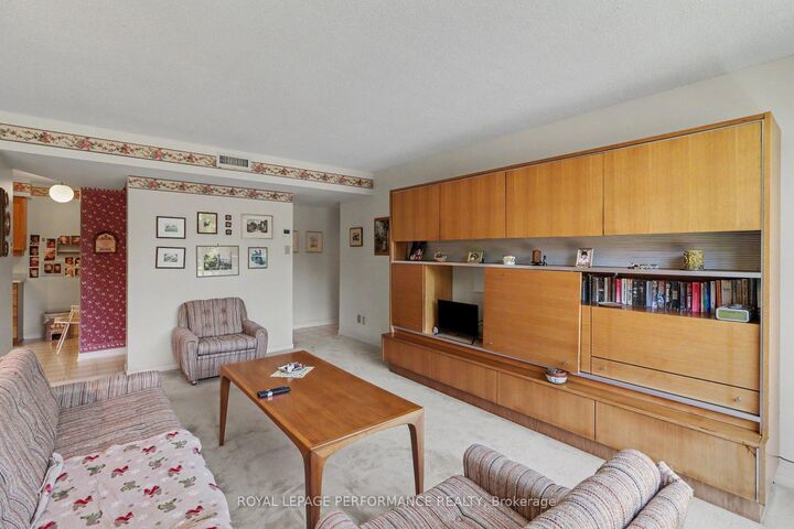 Photo de la propriété:  340 Centrum Boulevard 304  ON K1E 3W1 