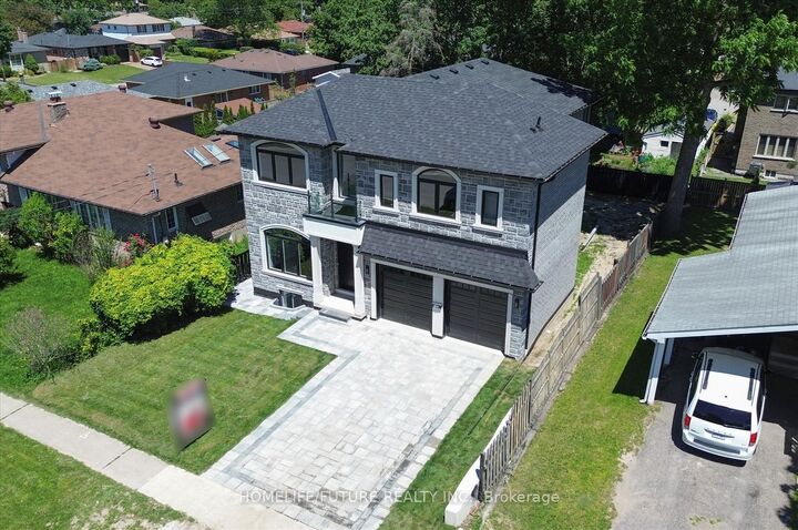 Property Photo: 735 Hillcrest Road ON L1W 2P3