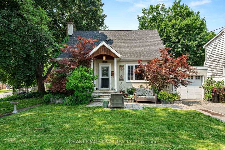 421 Greenwood Avenue — photo 1