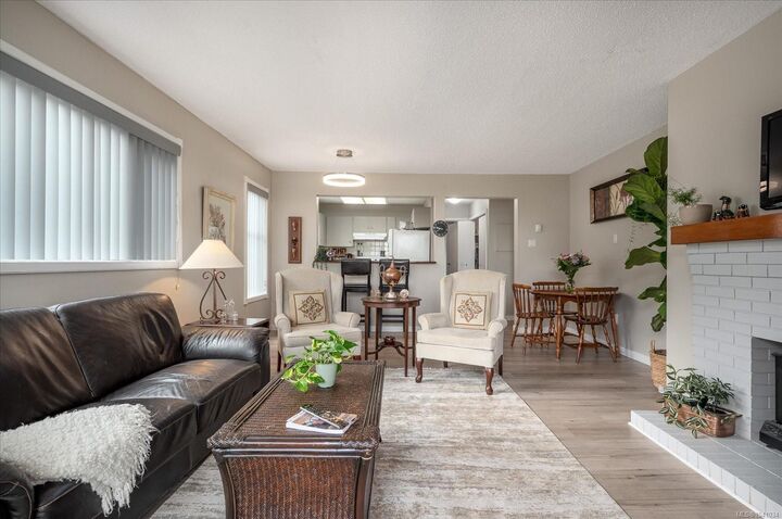 Property Photo:  309 Morison Ave #201  BC V9P 1M6 