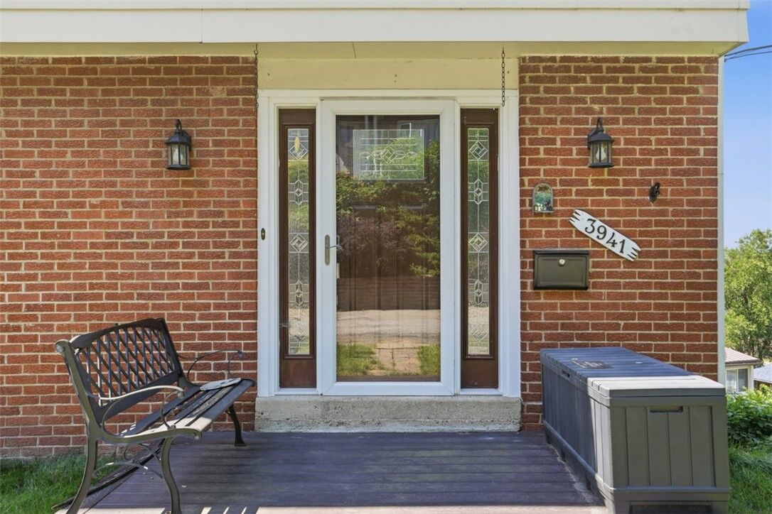 Property Photo:  3941 Drexel Rd  PA 15212 