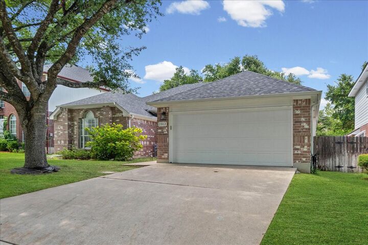 Property Photo:  2312 Mockingbird Drive  TX 78681 