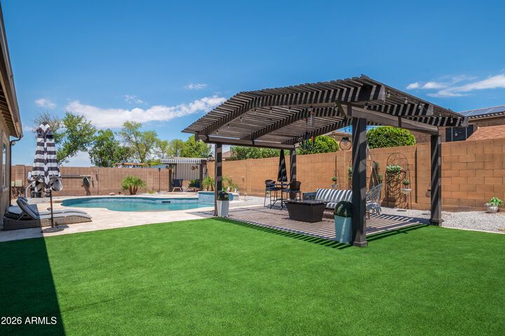 Property Photo:  9456 W Via Del Sol --  AZ 85383 