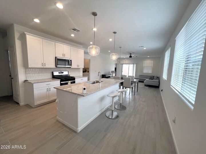 Property Photo:  353 N Spring Flower Drive  AZ 85748 
